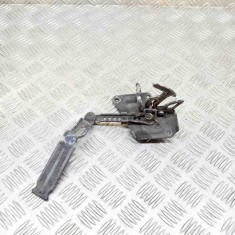 &Icirc;ncuietoare capota AUDI A6 4B2, C5 1999 OEM: 4B0823480C 13470150