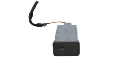 USB MERCEDES-BENZ A V177, Z177 2021 OEM: A2478207802 23099294 foto