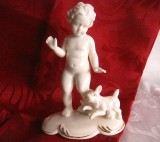 BIBELOU FIGURINA PORTELAN BAVARIA BAIAT CU CATEL 14.5 CM
