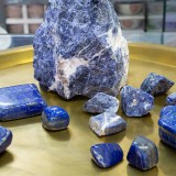 Lapis lazuli ?i sodalit