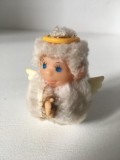 * Maimutica Monchhichi mic, alb, ingeras (kiki, moncicci, moncici)