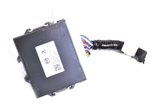 Unitate de control senzor de parcare PDC MAZDA CX-5 KE, GH 2016 OEM: K070-67UU0-E | 13667552