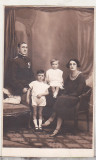 Bnk foto Ofiter si familie - decoratii - Foto Royal Bucuresti 1926, Romania 1900 - 1950, Sepia, Militar