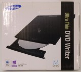 Samsung Slim External USB DVD-Writer SE-208GB/RSBD