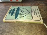 Cumpara ieftin TAIEREA POMILOR SI ARBUSTILOR FRUCTIFERI - A. NEGRILA , 1971