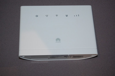 Router 4G LTE Huawei B315s-22 150Mbps LIBER IN ORICE RETEA NECODAT foto
