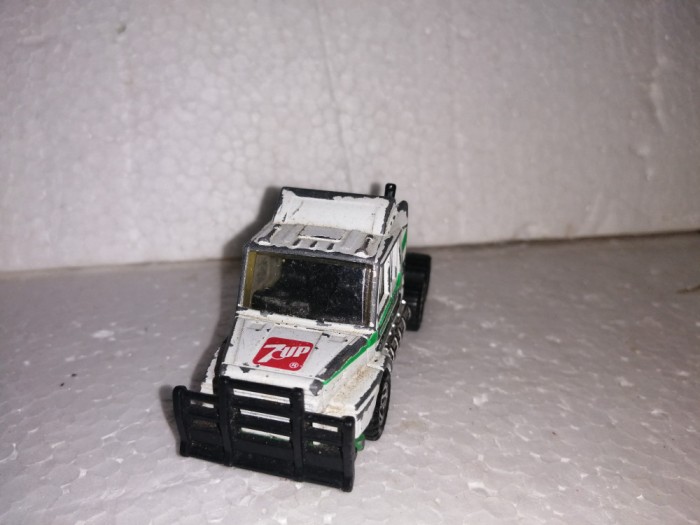 bnk jc Matchbox Scania T142 - 1/90