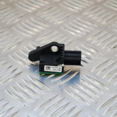 Senzor de impact st&amp;acirc;nga spate SEAT ALHAMBRA 710, 711 2011 OEM: 5N0959351B | 2102958 foto