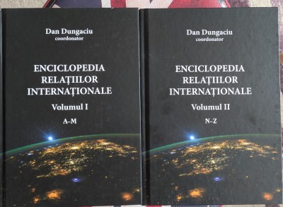 Enciclopedia relatiilor internationale, 2 volume foto