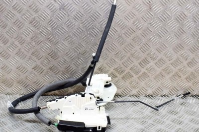 &amp;Icirc;ncuietoare ușă st&amp;acirc;nga spate MASERATI LEVANTE SUV M161 2023 OEM: 670216644,41356030 21101674 foto