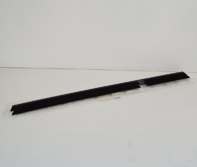 Chedar geam ușă dreapta spate BMW 3 F30, F80 2015 OEM: 513571822907182290 2933184 foto