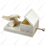 Cutie pentru tigari realizat din lemn sculptat