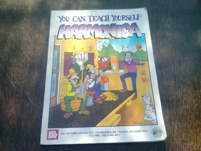 YOU CAN TEACH YOURSELF HARMONICA (TEXT IN LIMBA ENGLEZA) foto