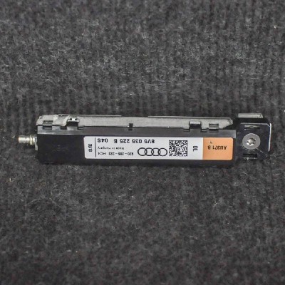 Amplificator de antena AUDI A3 Limousine 8VS, 8VM 2015 OEM: 8V5035225B 1967948 foto