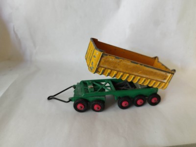 bnk jc Matchbox K16 Fruehauf Tipper - remorca foto