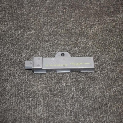 Amplificator de antena BMW 5 F10 2012 OEM: 9220832 2946005 foto