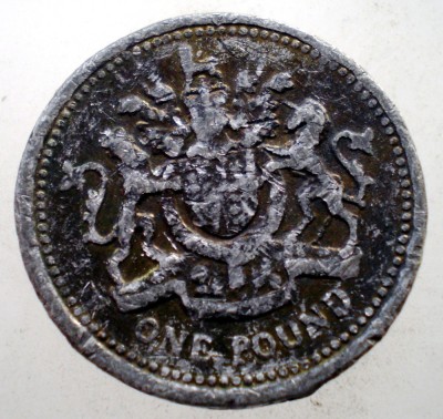 1.027 MAREA BRITANIE 1 ONE POUND 1983 FALS foto