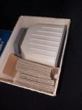 Diascop portabil de epoca tip DIASCOP -2,un vizualizayor de dispozitive fabricat URSS,Rusia Sovietica+ 20 diapozitive,1970,cutia originala