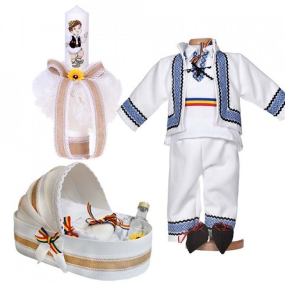 Set botez national baietel, trusou botez landou, lumanare si costum popular, foto