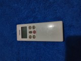 Telecomanda aer conditionat / telecomenzi aer conditionat ORIGINALE, TOSHIBA , stare foarte buna, perfect functionala !!
