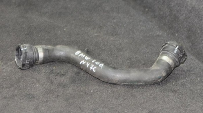 Furtun radiator răcire dreapta BMW 3 F30, F80 2015 OEM: 7811129 2084639