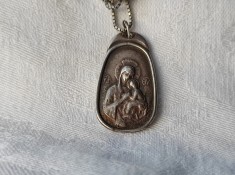 argint RUSIA MEDALION FECIOARA MARIA cu PRUNCUL ISUS si SFANTUL CRISTOPHER vechi