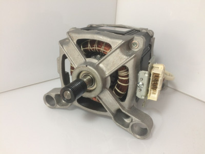 Motor masina de spalat Indesit INNEX, 8 kg / C138 foto