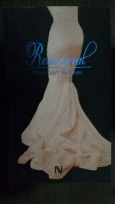 Rosu-coral Sveva Casati Modignani foto