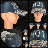 Cumpara ieftin Șapcă Dama/Unisex Albastră Jeans cu Ținte Argintii &amp; Logo HOT - Cozoroc Reglabil, Accesorii Moda