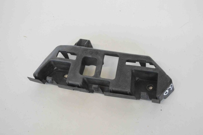 Suport bara de protecție dreapta spate PORSCHE CAYENNE 92A 2014 OEM: 7P5807484 25971467