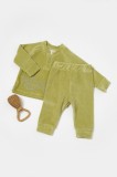 Cumpara ieftin Set bluzita si pantaloni Elefant, 80%bumbac organic si 20% poliester - Verde, BabyCosy (Marime: 18-24 Luni)