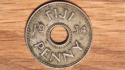 Fiji - moneda de colectie - raritate - 1 penny 1934 George V - stare f buna ! foto