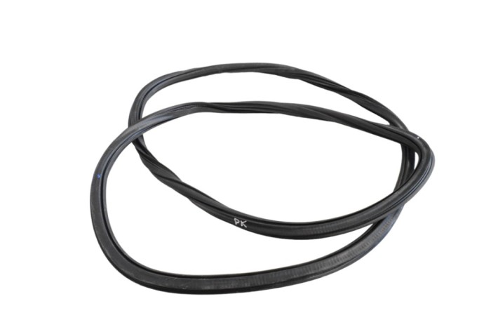 Garnitura ușă st&acirc;nga față AUDI Q5 FY 2018 OEM: 80A831721B 21644555
