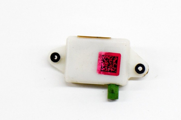 Amplificator de antena TESLA MODEL 3 2019 OEM: 1093306-00-E 11496033