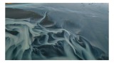 Tablou Canvas, "R&acirc;uri de culori pe nisip rece", Curbe, Valuri, Textură, Lumină, Umbre, Abstract, Fluide, Peisaj, Mister, Natură, 39 x 26 cm, CMCLASS