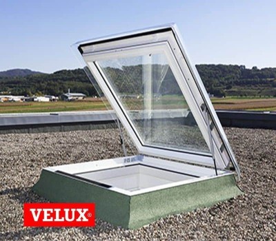Fereastră (trapă) pentru ieșire pe acoperiș terasă VELUX CXP foto