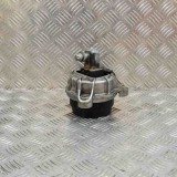 Suport Motor Stanga BMW Seria 5 F10 (2010) OEM 6777365, 12698953. Compatibil si cu: 14529771, 14529772, 03331, 893 199 381 C