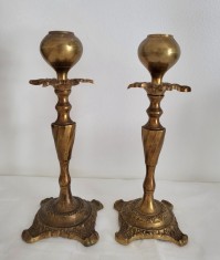 Doua sfesnice vechi, din bronz, antichitati turcesti , otomane, foarte elegante si decorative