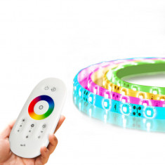 Bandă LED RGB - "MagicControl" - 5 m - 100+ programe, telecomandă tactilă - IP65