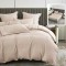 Lenjerie pat dublu,bumbac finet,6 piese,cearceaf cu elastic 160 180x200cm, cearceaf pilota 200x230cm, 2 fete de perna 50x70, 2 fete de perna 70x70,bej