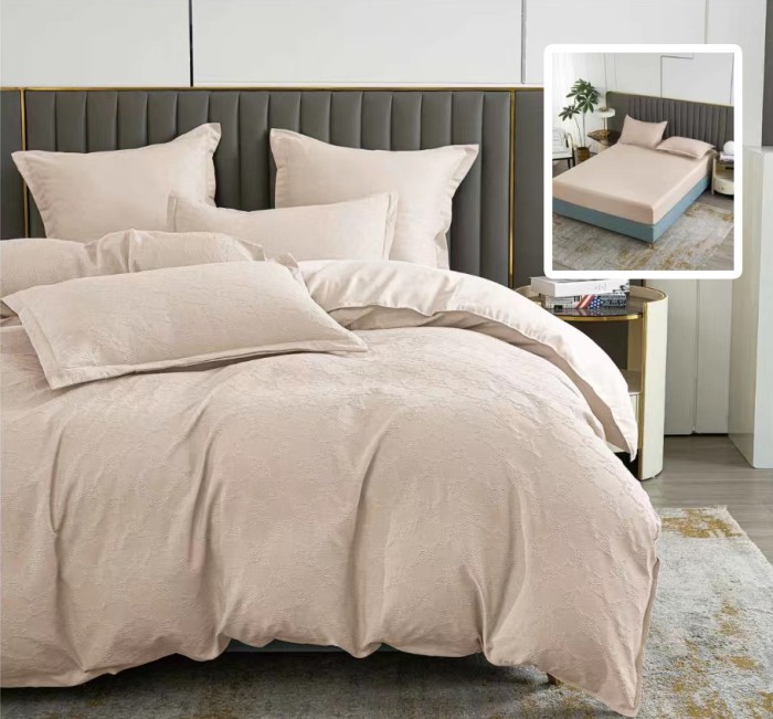 Lenjerie pat dublu,bumbac finet,6 piese,cearceaf cu elastic 160 180x200cm, cearceaf pilota 200x230cm, 2 fete de perna 50x70, 2 fete de perna 70x70,bej