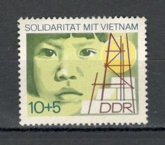 D.D.R.1973 Pentru Vietnam SD.389 foto