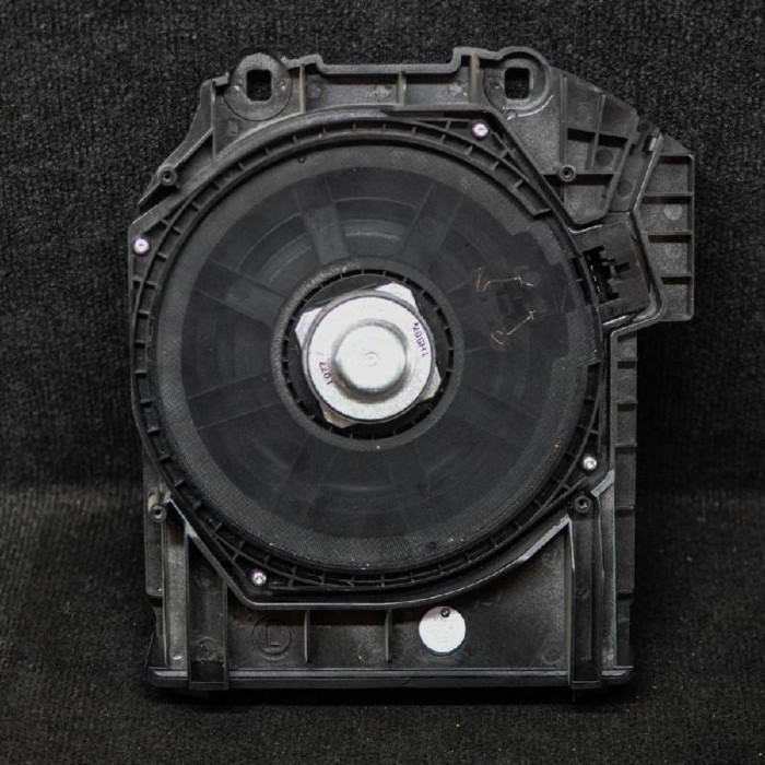 Subwoofer BMW 5 Touring F11 2011 OEM: 9195199 2054559