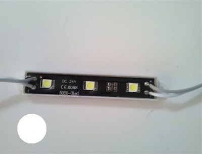 Modul 3 SMD 5050 24V fundal negru lumina alba Automotive TrustedCars foto