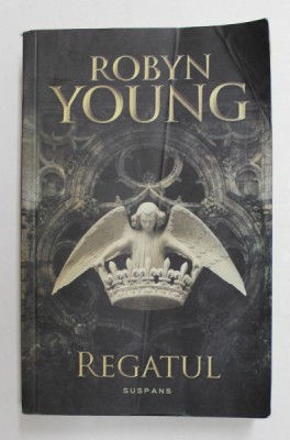 REGATUL de ROBYN YOUNG , 2018 foto