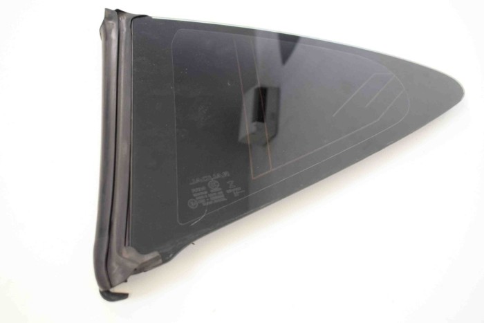 Geam lateral dreapta spate JAGUAR F-TYPE Coupe X152 2014 OEM: Coupe | 11015244