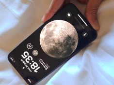 iPhone X Neblocat foto