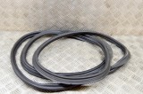 Garnitura de cauciuc haion PORSCHE MACAN DKN 2019 OEM: 95B827705,95B827705K,95B.827.705.K,95B.827.705 17261042