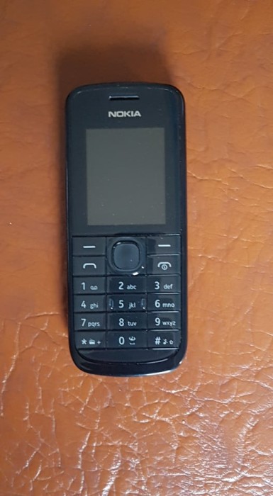 Vand nokia 222 in stare f buna, ca NOU !!
