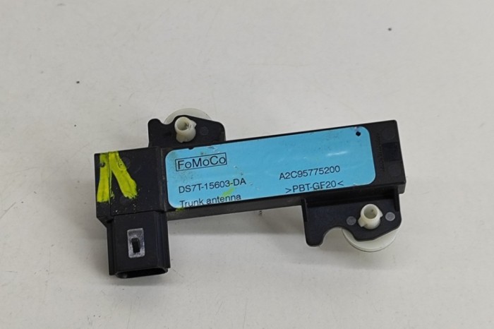 Antena Keyless Entry FORD RANGER TKE 2019 OEM: DS7T-15603-DA,A2C95775200 25753449